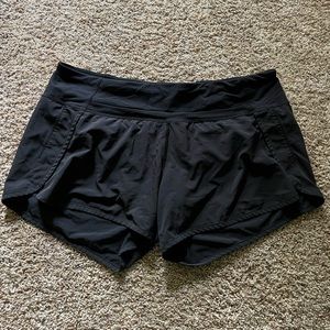 LULULEMON SPEED UP SHORTS